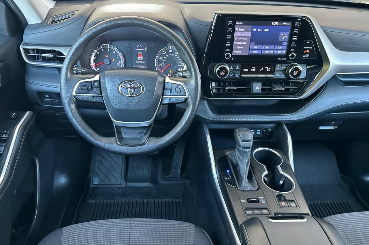 2022 Toyota Highlander L Roseville CA