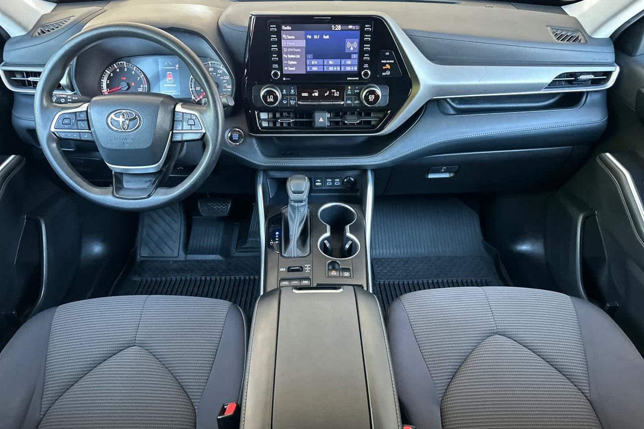 2022 Toyota Highlander L Roseville CA