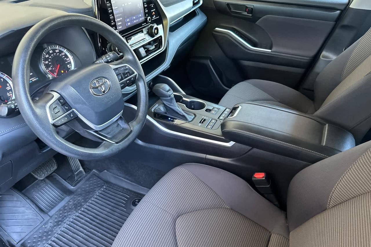 2022 Toyota Highlander L Roseville CA
