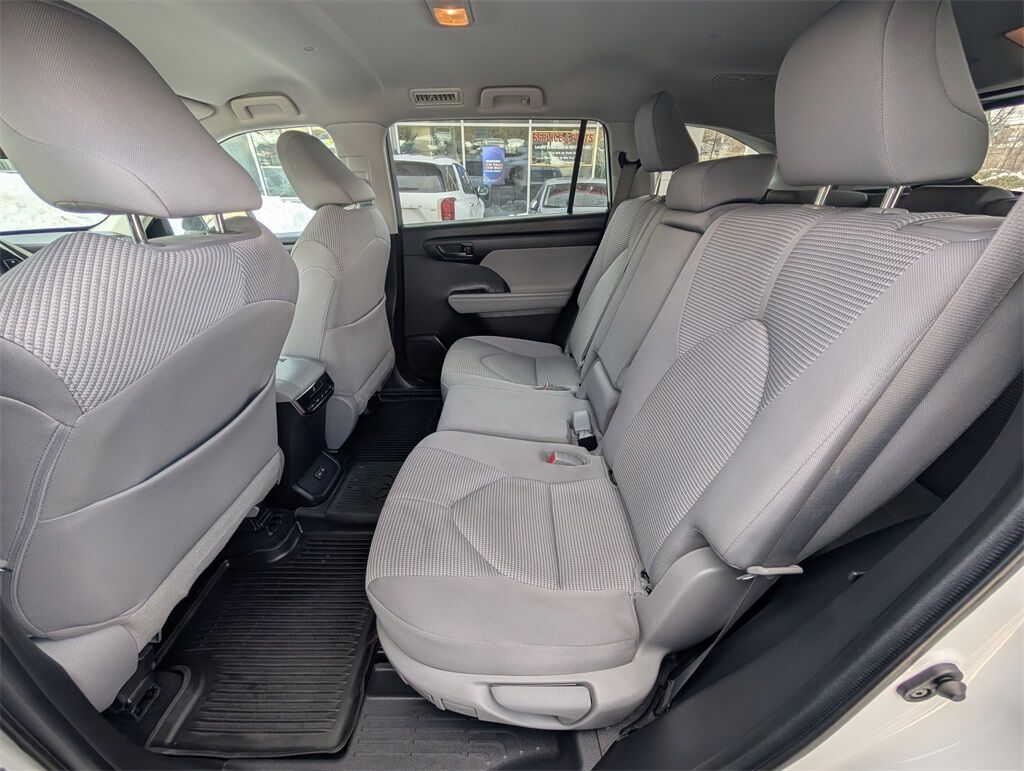 2022 Toyota Highlander L Cockeysville MD