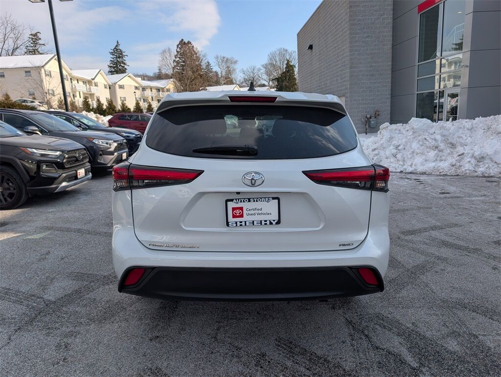 2022 Toyota Highlander L Cockeysville MD