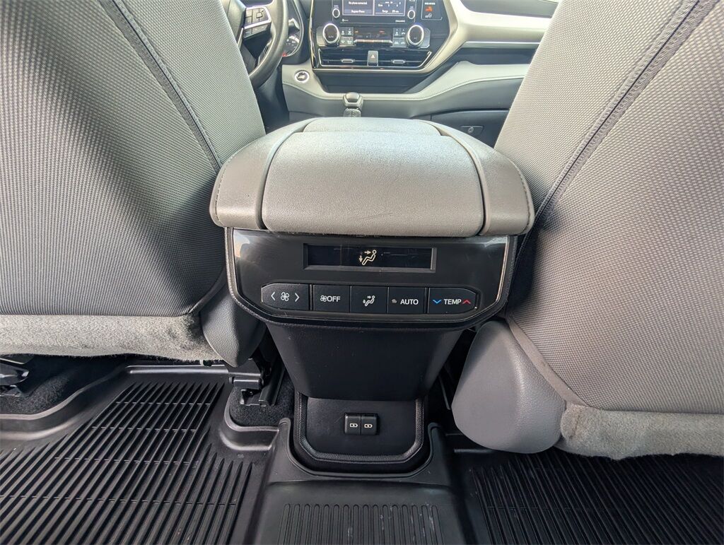 2022 Toyota Highlander L Cockeysville MD