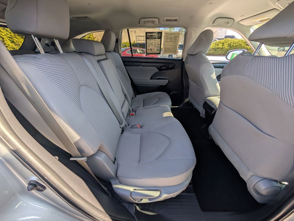 2022 Toyota Highlander L Cockeysville MD