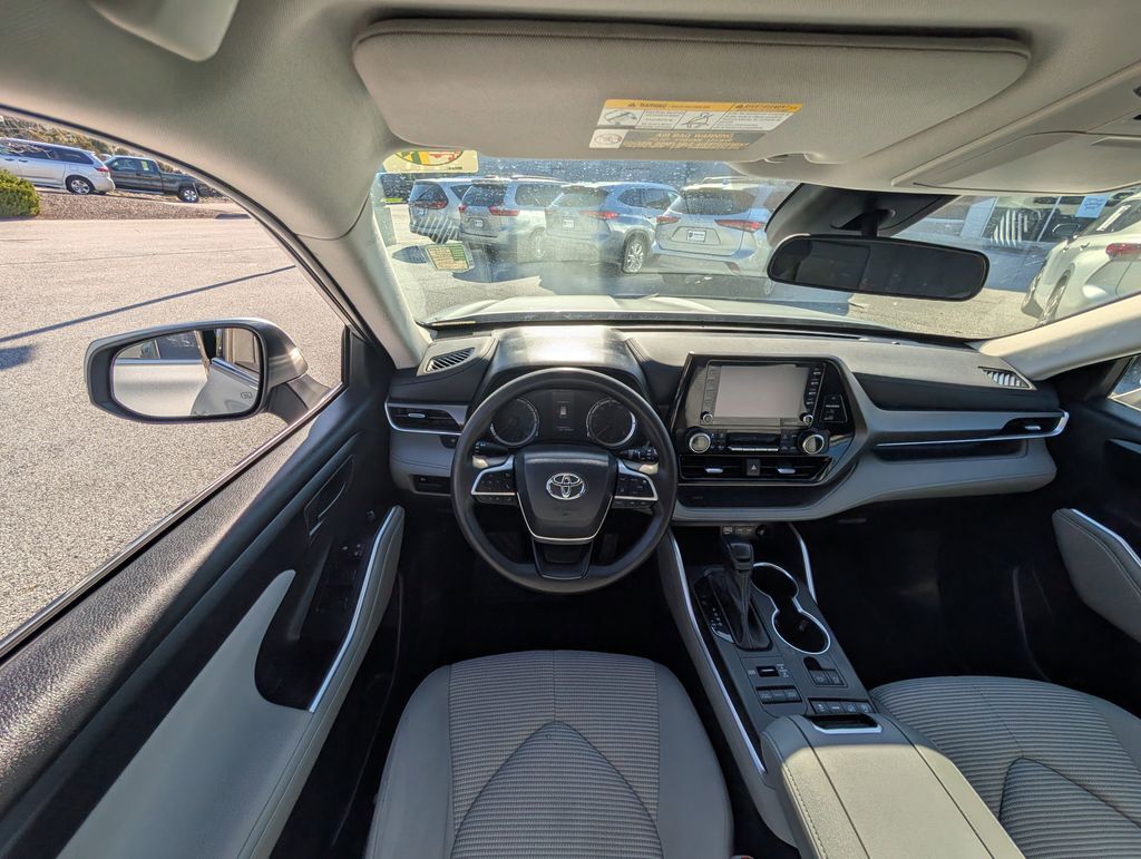 2022 Toyota Highlander L Cockeysville MD