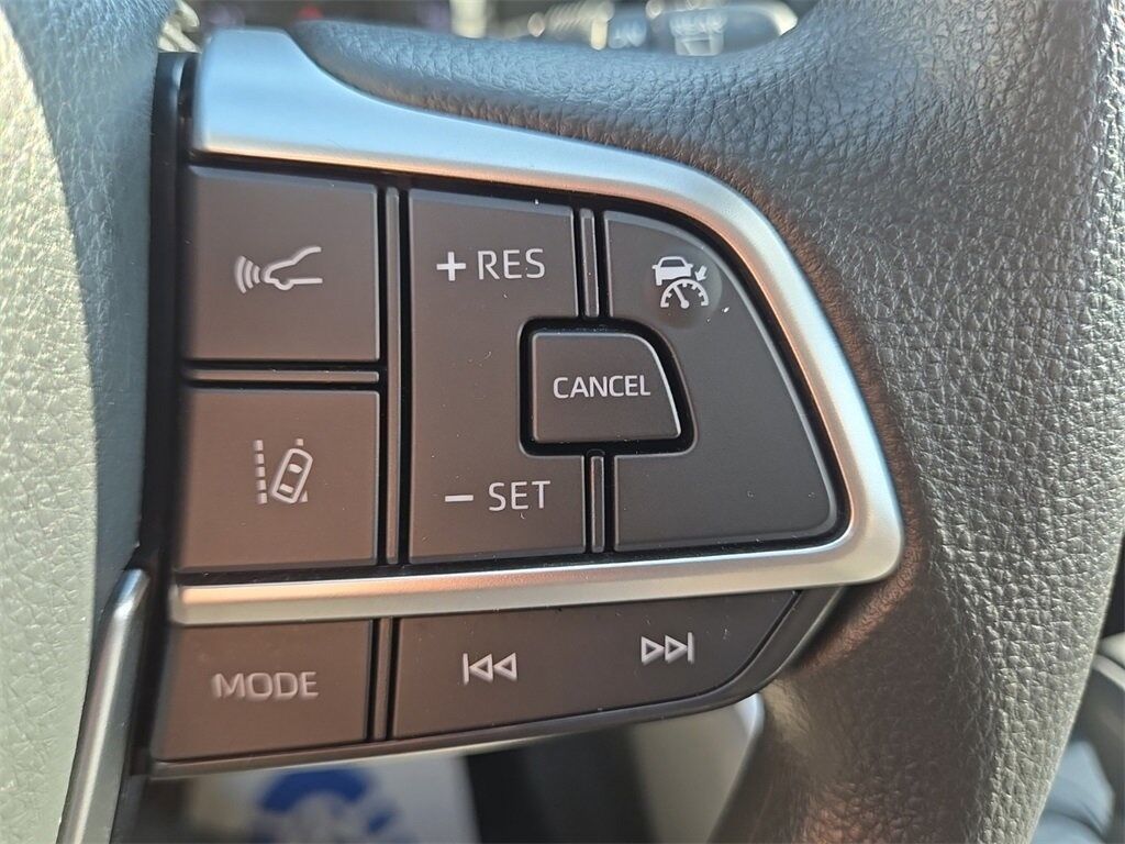 2022 Toyota Highlander L