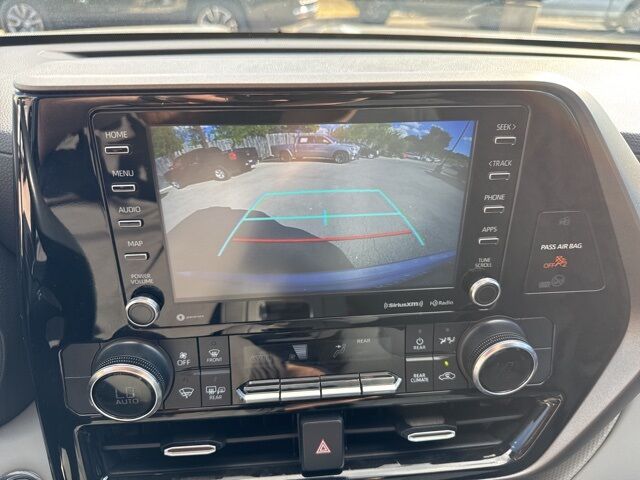 2022 Toyota Highlander LE  TX