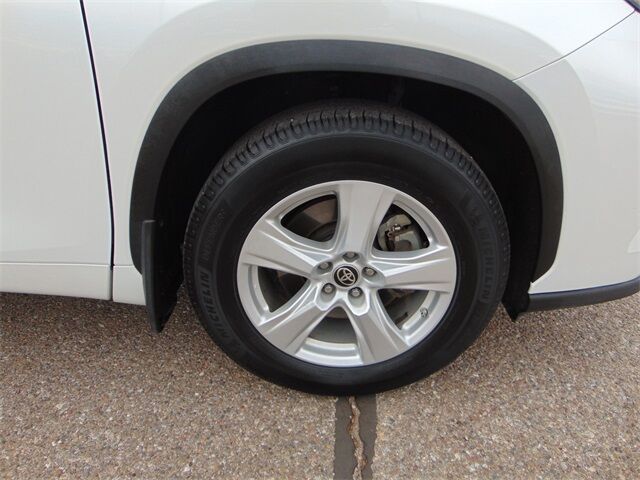 2022 Toyota Highlander LE Santa Fe NM