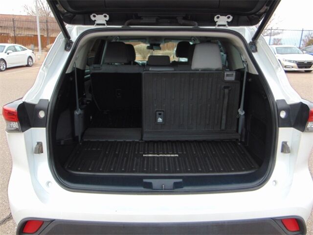 2022 Toyota Highlander LE Santa Fe NM