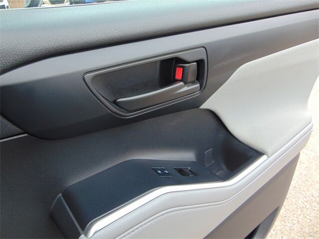 2022 Toyota Highlander LE Santa Fe NM