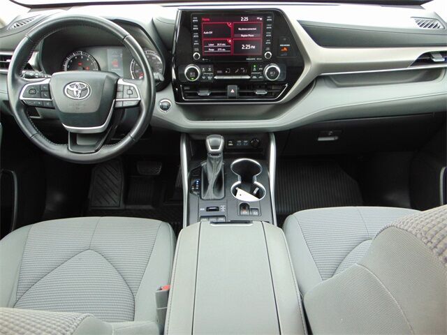 2022 Toyota Highlander LE Santa Fe NM