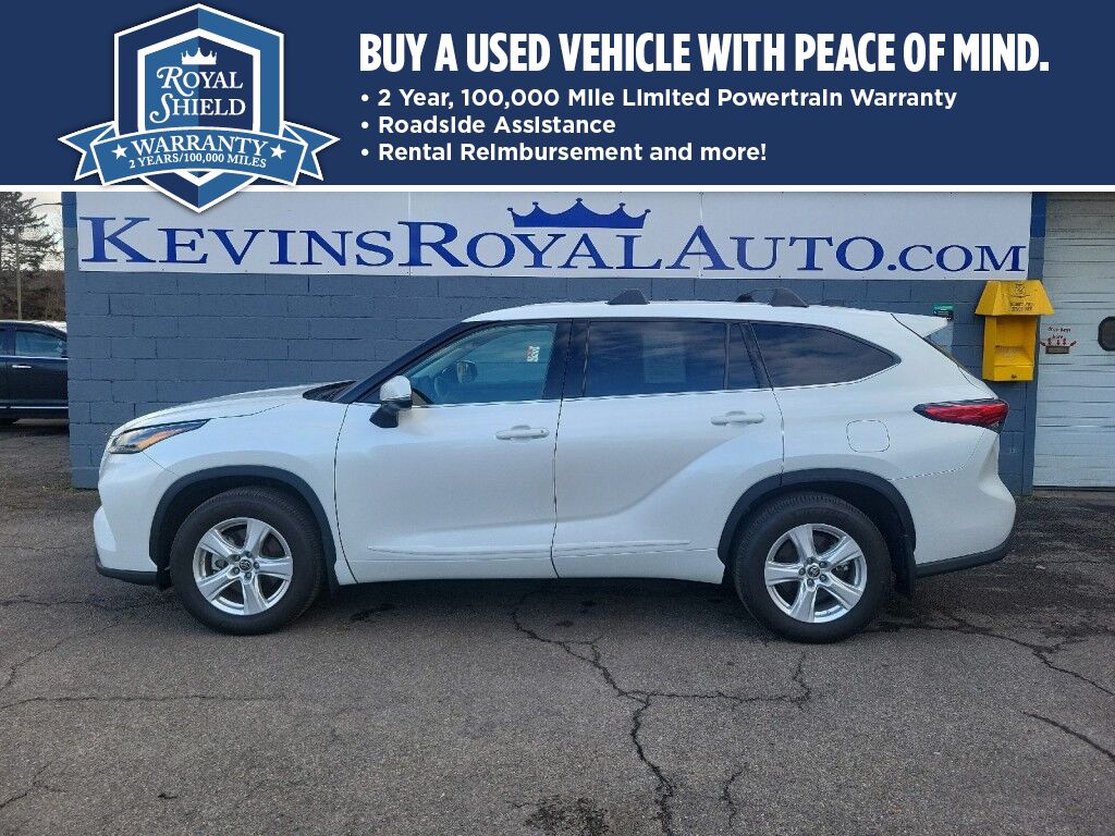 2022 Toyota Highlander LE