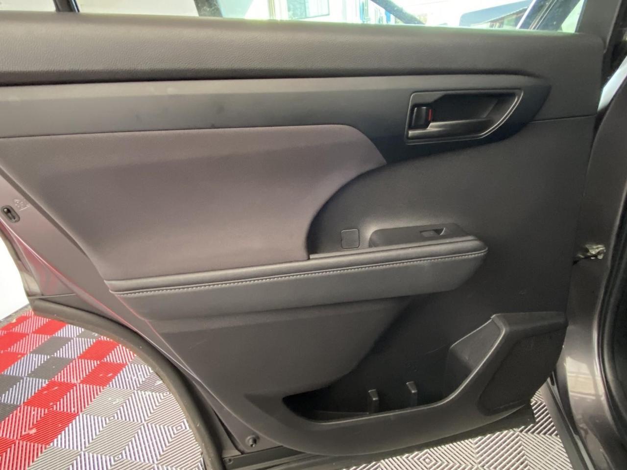 2022 Toyota Highlander LE Richmond Hill NY