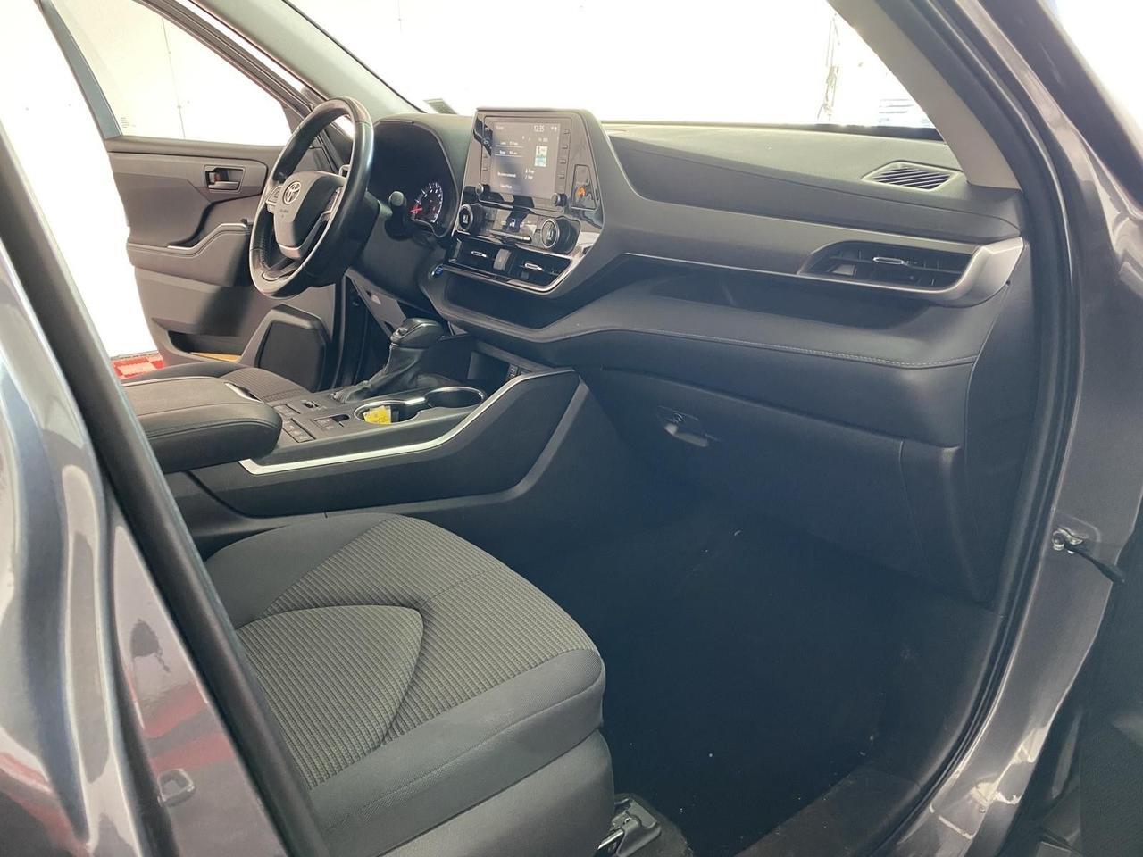 2022 Toyota Highlander LE Richmond Hill NY