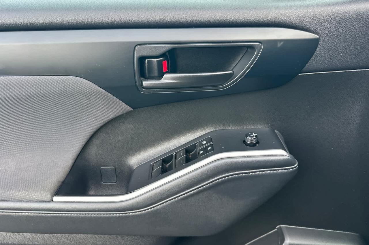 2022 Toyota Highlander LE Roseville CA