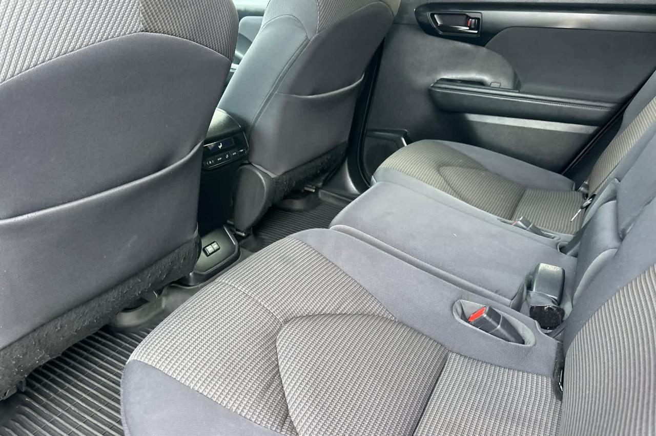 2022 Toyota Highlander LE Roseville CA