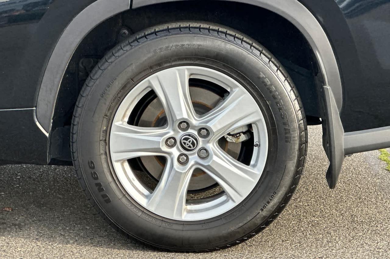 2022 Toyota Highlander LE Roseville CA