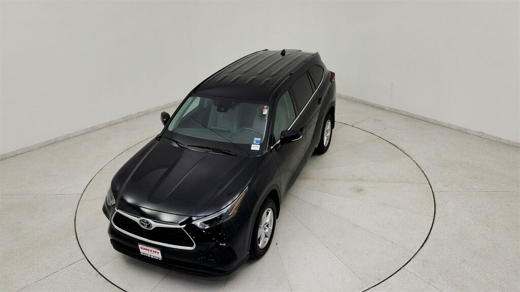 2022 Toyota Highlander LE Laurel MD