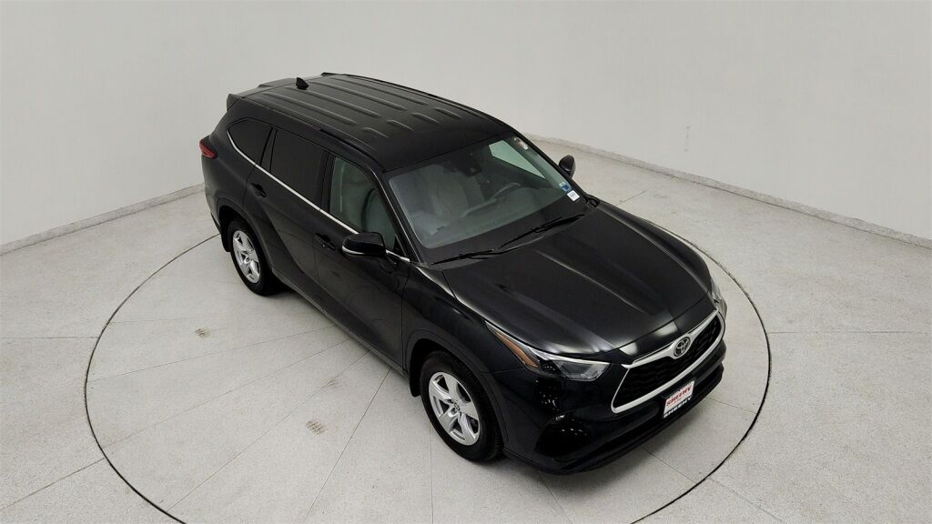 2022 Toyota Highlander LE Laurel MD