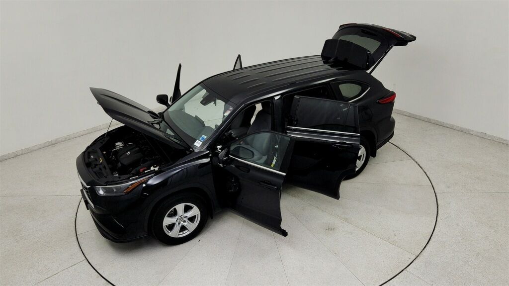 2022 Toyota Highlander LE Laurel MD