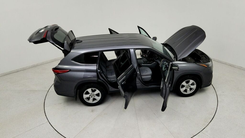 2022 Toyota Highlander LE Laurel MD