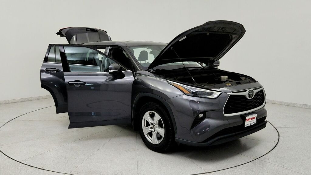 2022 Toyota Highlander LE Laurel MD