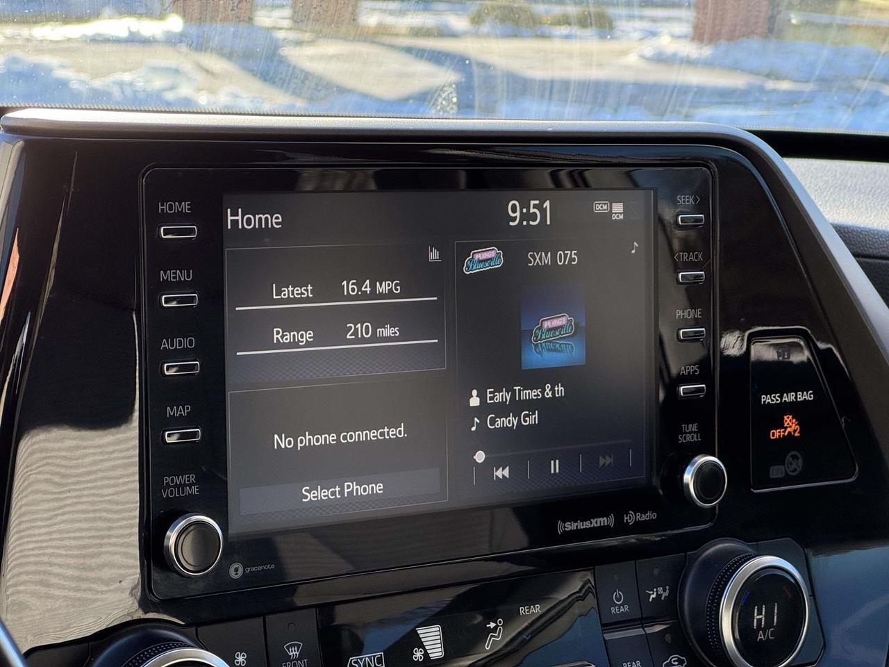 2022 Toyota Highlander LE Fredericksburg VA