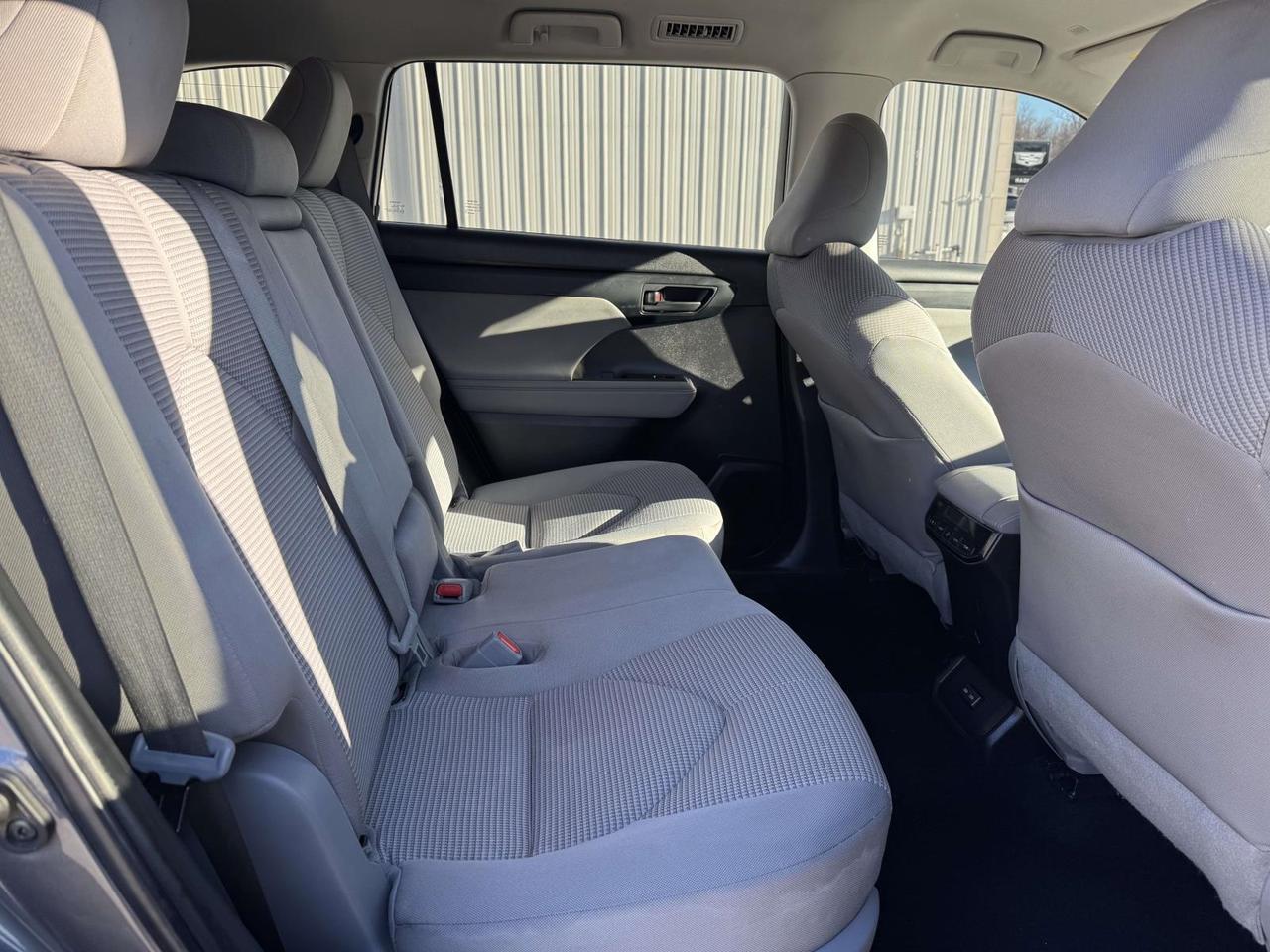 2022 Toyota Highlander LE Fredericksburg VA