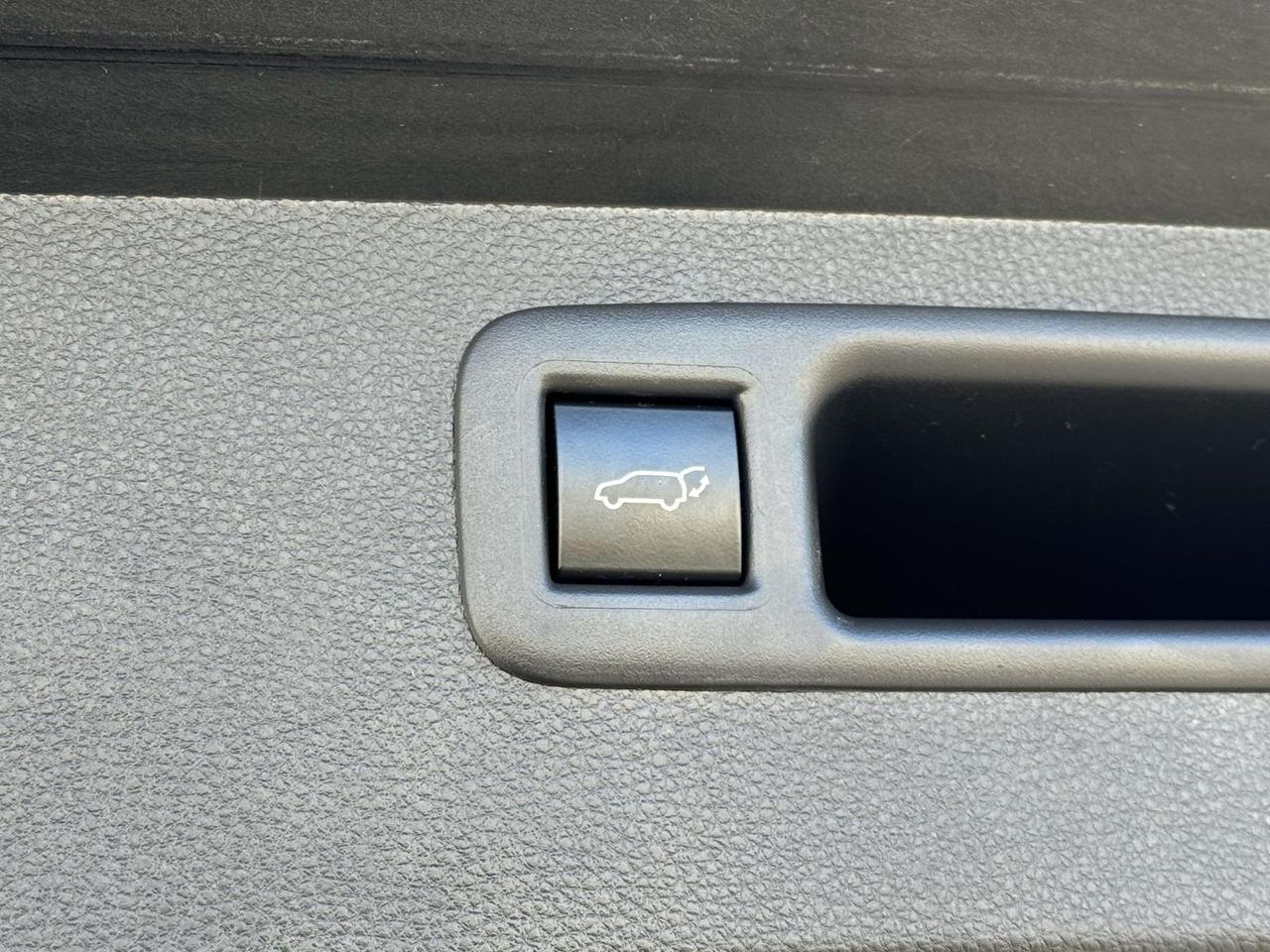 2022 Toyota Highlander LE Fredericksburg VA