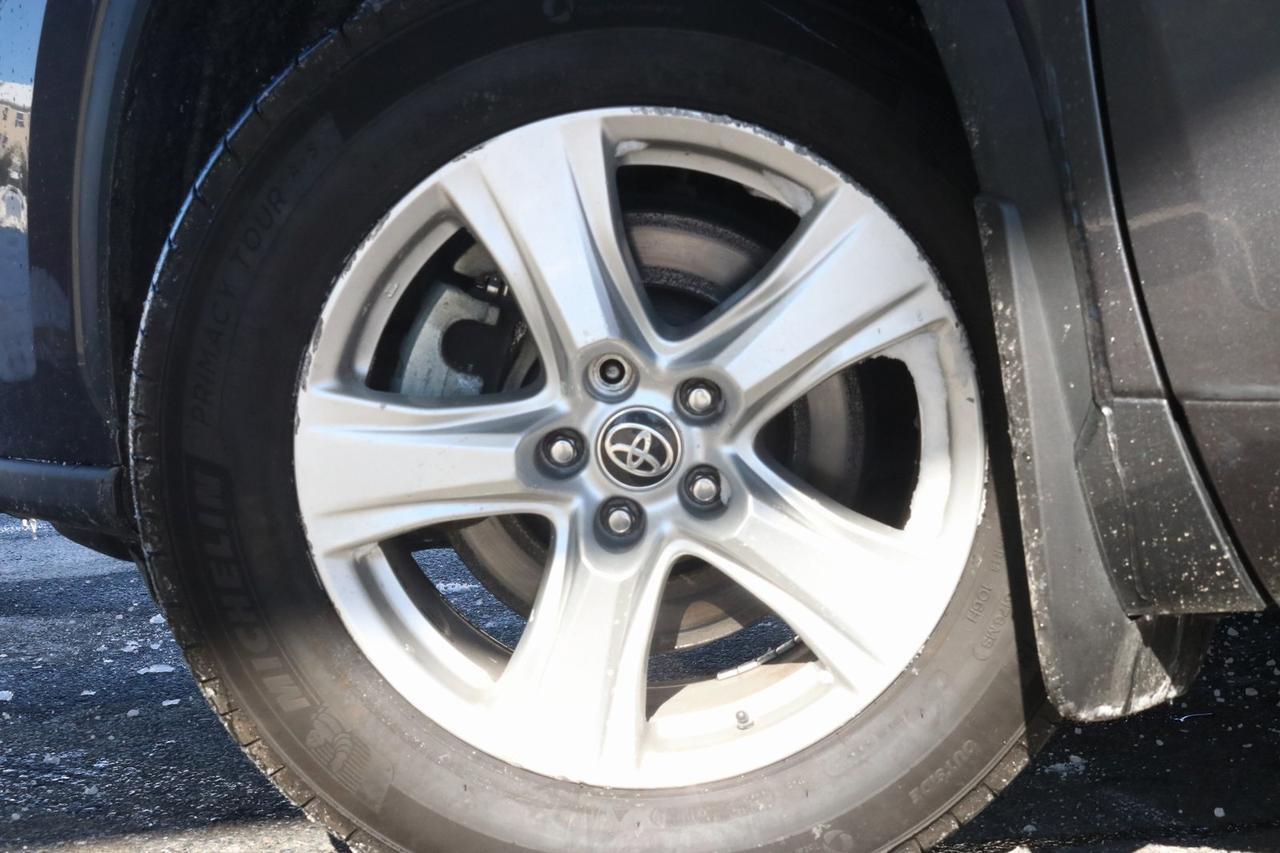 2022 Toyota Highlander LE Fredericksburg VA