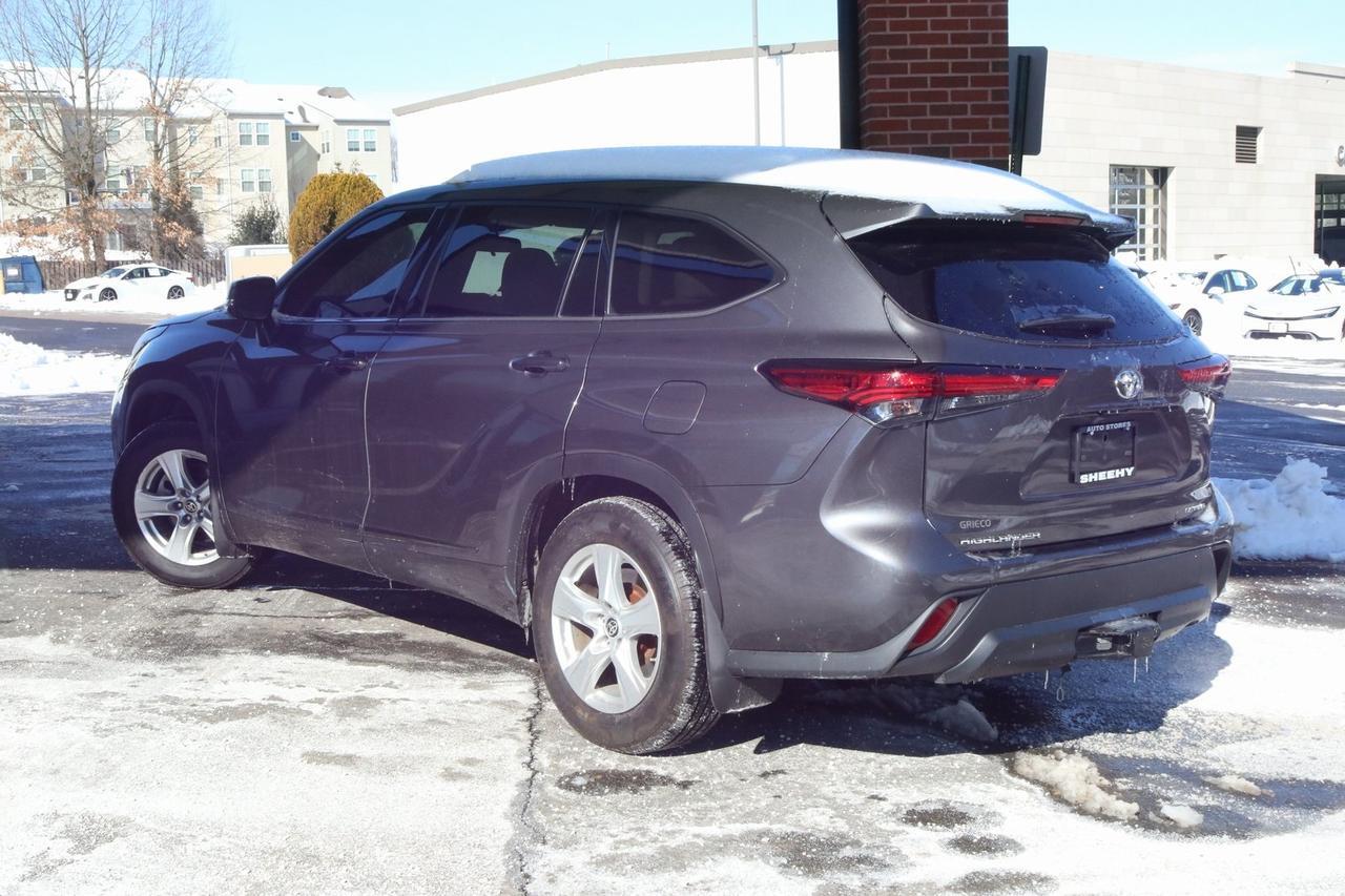 2022 Toyota Highlander LE Fredericksburg VA