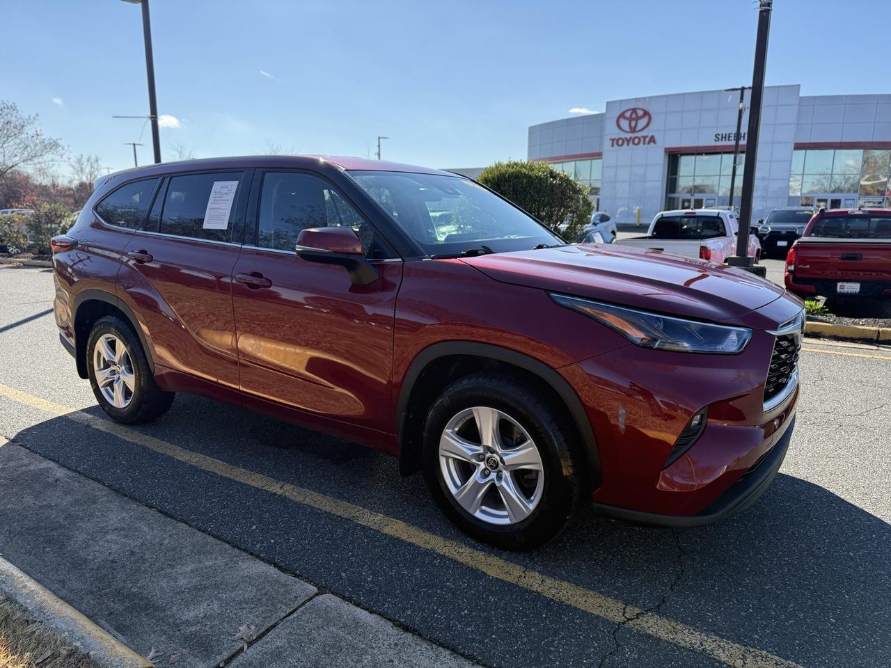 2022 Toyota Highlander LE