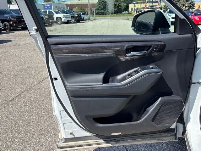 2022 Toyota Highlander Limited Cleveland OH