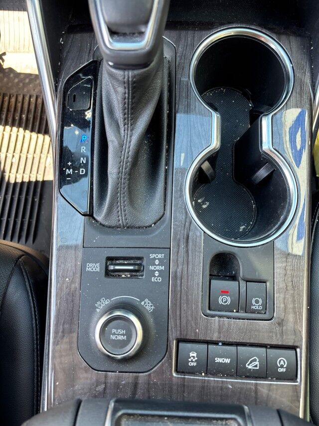 2022 Toyota Highlander Limited Cleveland OH