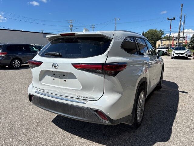 2022 Toyota Highlander Limited Cleveland OH