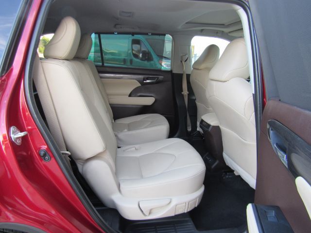 2022 Toyota Highlander Limited Plano TX