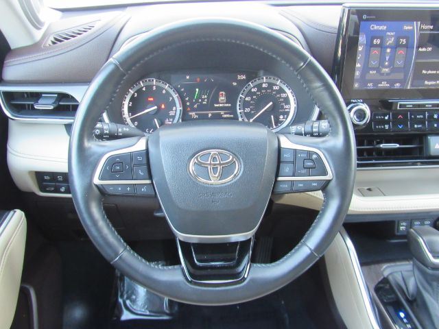 2022 Toyota Highlander Limited Plano TX