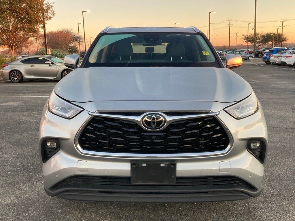 2022 Toyota Highlander Limited