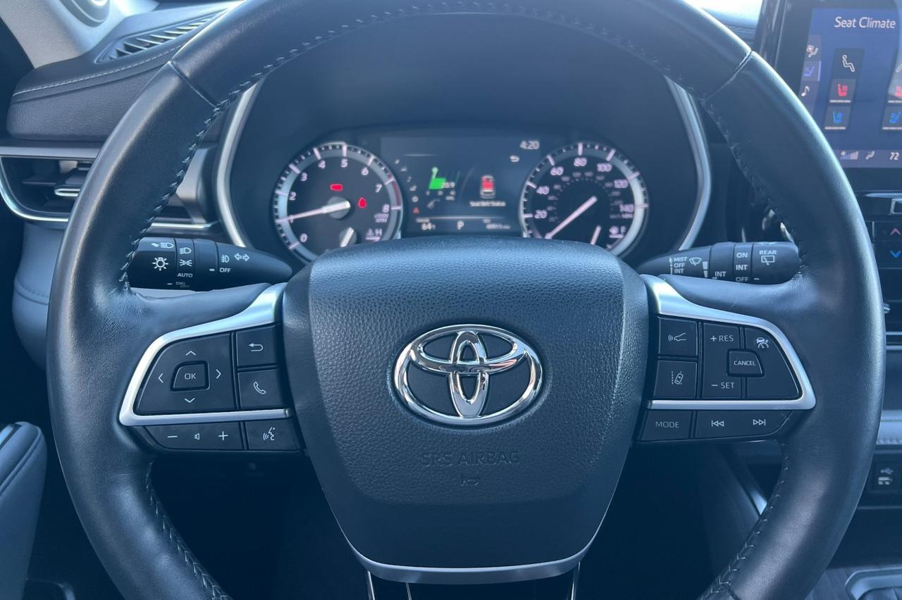 2022 Toyota Highlander Limited Ontario OR