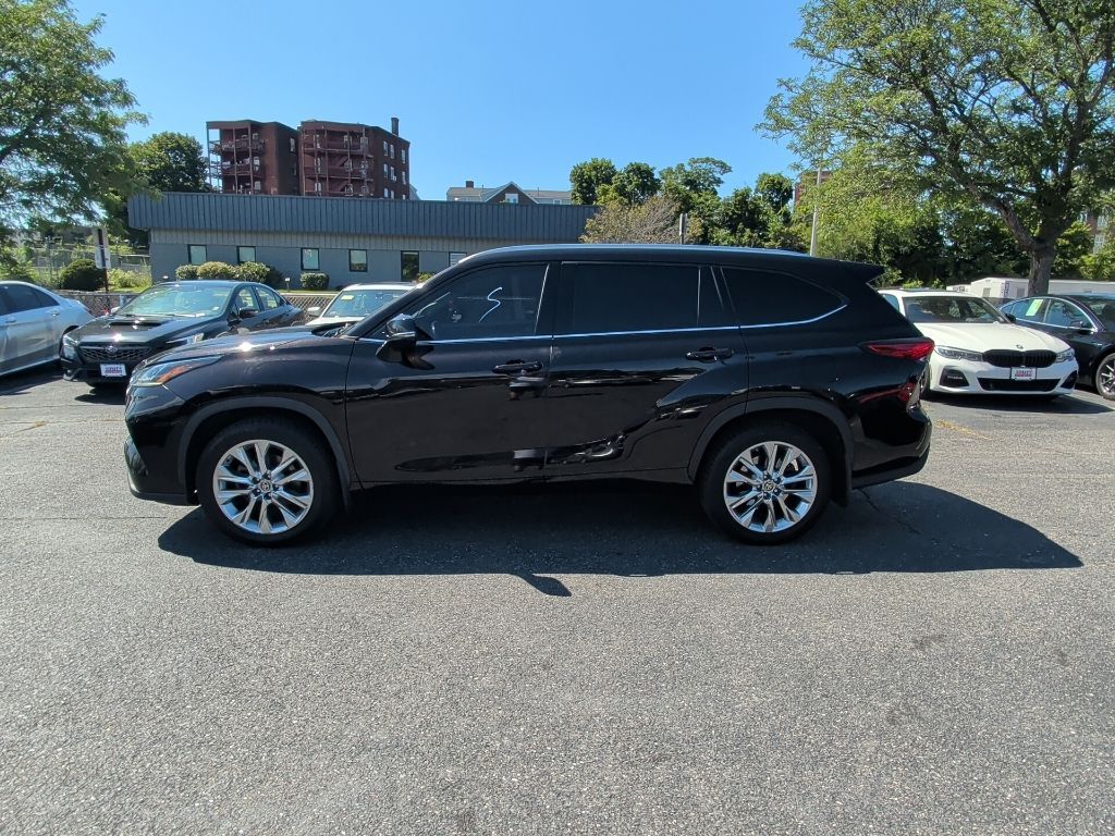 2022 Toyota Highlander Limited
