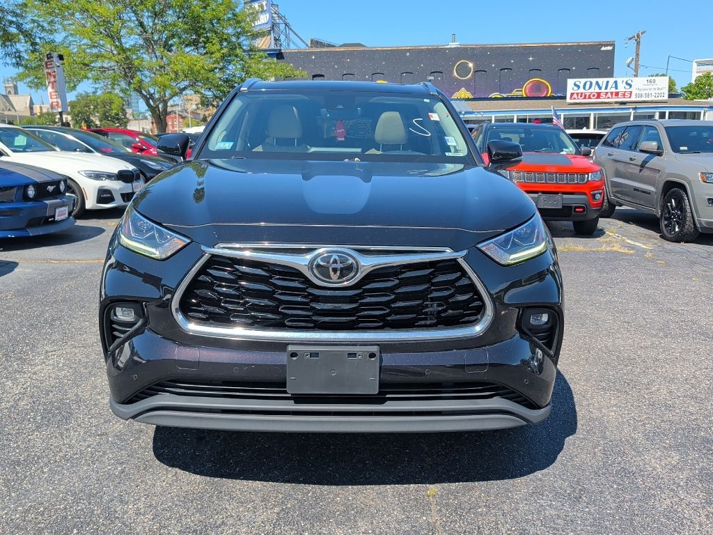 2022 Toyota Highlander Limited