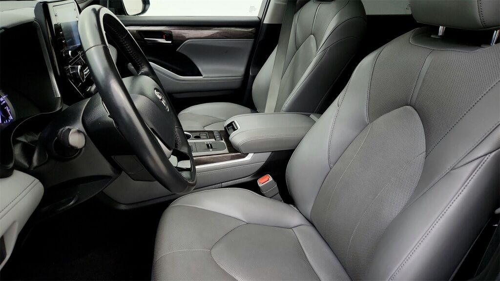 2022 Toyota Highlander Limited Laurel MD