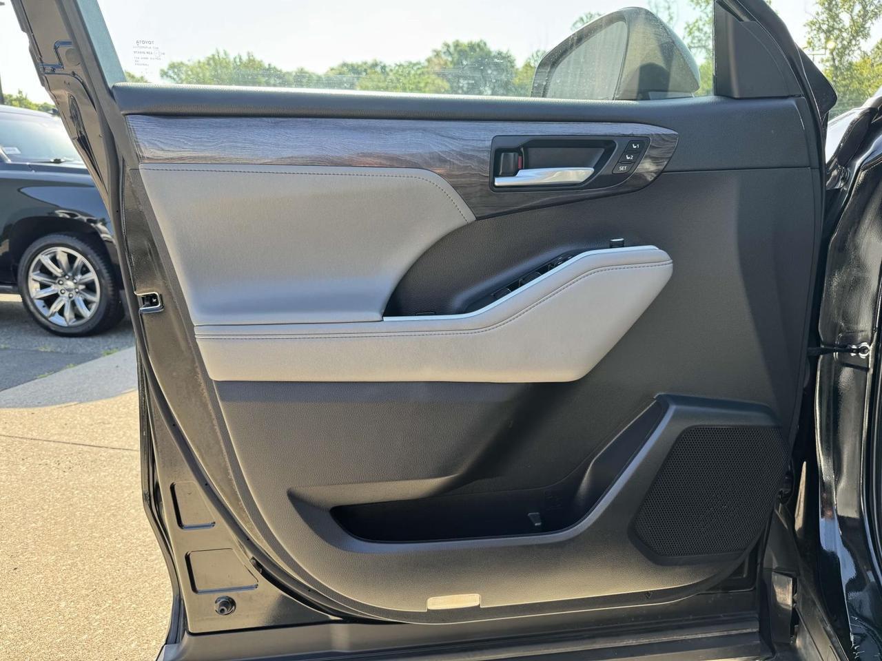 2022 Toyota Highlander Limited Fredericksburg VA