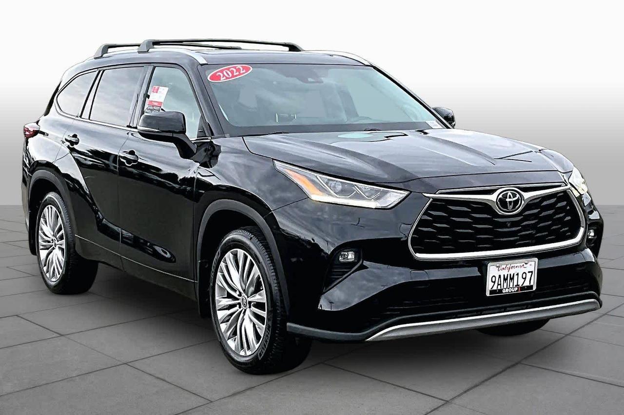 2022 Toyota Highlander Platinum