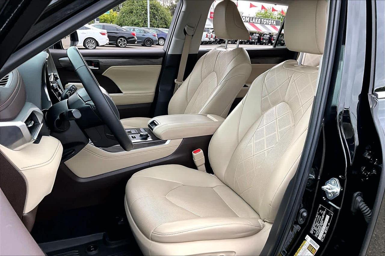 2022 Toyota Highlander Platinum Folsom CA