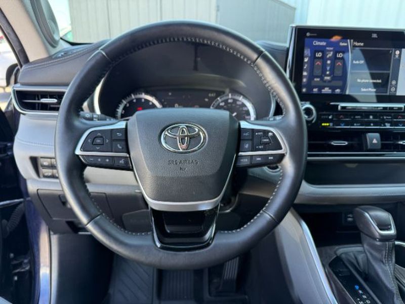 2022 Toyota Highlander Platinum Idaho Falls ID