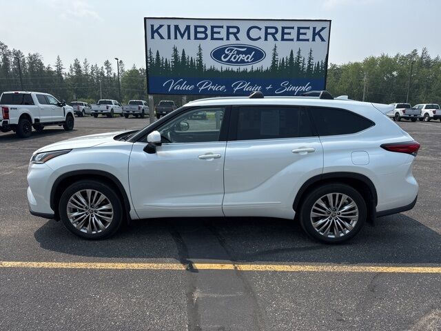 2022 Toyota Highlander Platinum Pine River MN