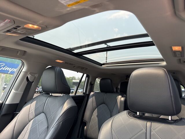 2022 Toyota Highlander Platinum Pine River MN