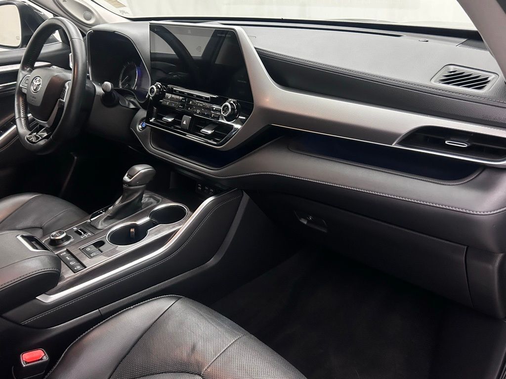 2022 Toyota Highlander Platinum Portland OR