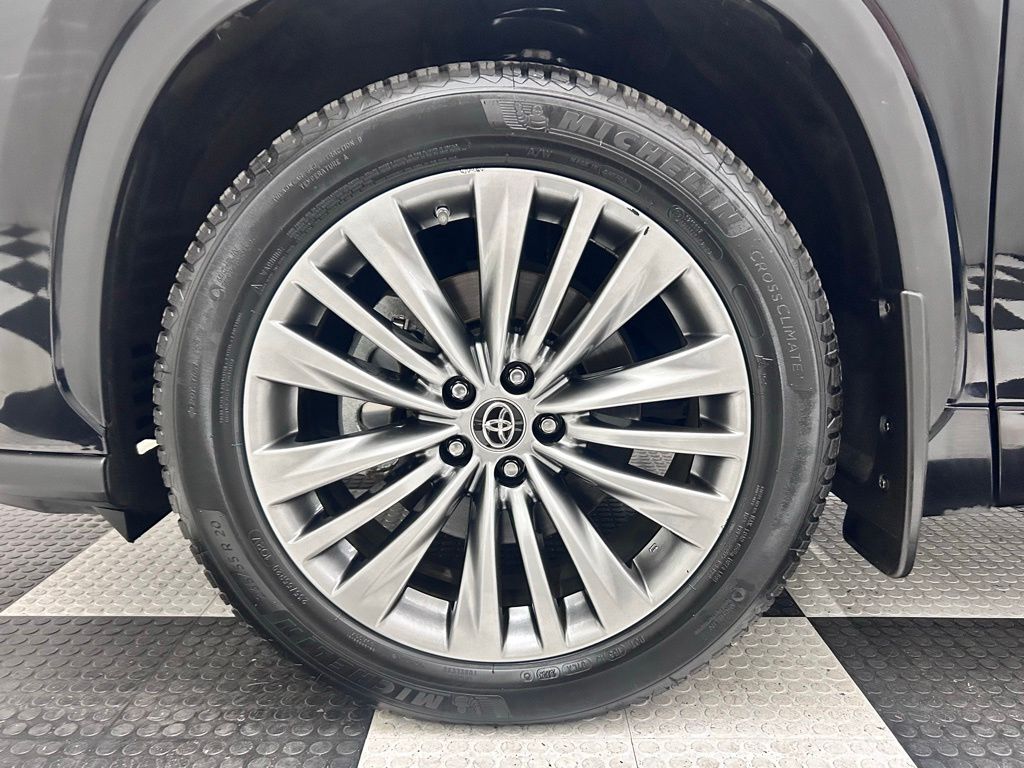2022 Toyota Highlander Platinum Portland OR