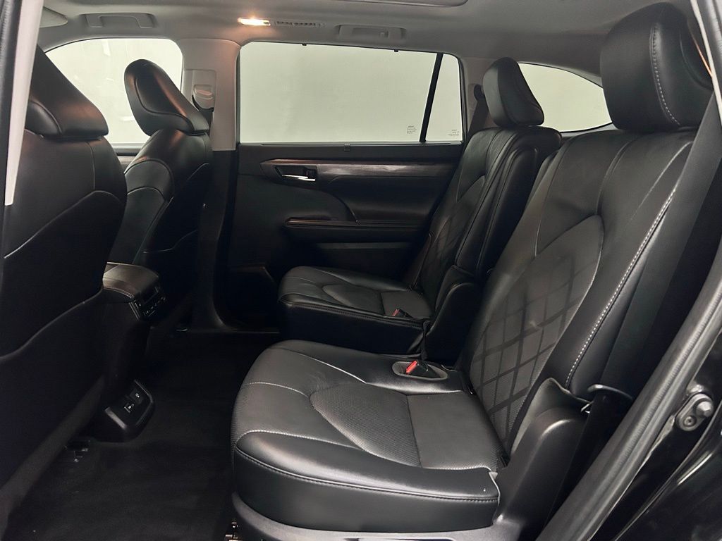2022 Toyota Highlander Platinum Portland OR